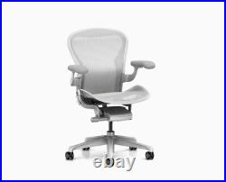 Aeron Chair by Herman Miller Basic Model Floor Model Office Designs Outlet