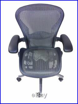 Aeron Fully-Loaded Lumbar Support Size B Grey Mesh (3D02) By Herman Miller