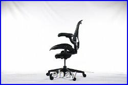 Authentic Herman Miller Aeron Chair Gaming Chair Size B Medium DWR