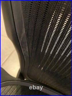 Authentic Herman Miller Aeron Chair, Size B PURE LUXURY