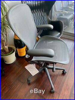 Authentic Herman Miller Aeron Chair Size C Carbon Retail $1,495.00 NEW