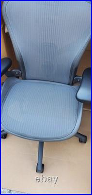 BRAND NEW IN THE BOX FULLY LOADED Herman Miller Aeron Office Chair B GRAPHITE BRAND NEW IN THE BOX FULLY LOADED Herman Miller Aeron Office Chair B GRAPHITE