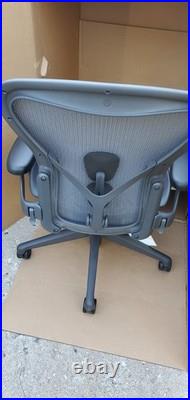 BRAND NEW IN THE BOX FULLY LOADED Herman Miller Aeron Office Chair B GRAPHITE BRAND NEW IN THE BOX FULLY LOADED Herman Miller Aeron Office Chair B GRAPHITE