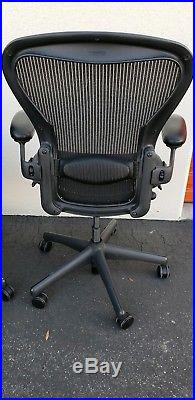 HERMAN MILLER AERON Chair Size B LEATHER ARMS Fully Loaded, Great Condition