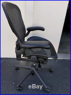 HERMAN MILLER AERON Mesh Office Task Chair Medium Size B FULLY LOADED