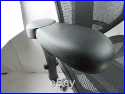 HERMAN MILLER Aeron CHAIR 1010-000179 ADJUSTABLE OFFICE CHAIR