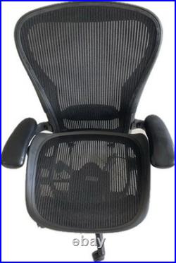 HERMAN MILLER Aeron Chair with Tilt Limiter & Seat Angle Excellent Condition