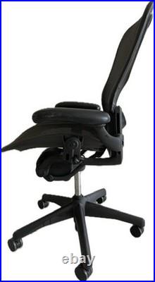 HERMAN MILLER Aeron Chair with Tilt Limiter & Seat Angle Excellent Condition