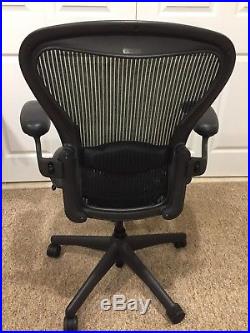 Herman Miller AE123AWB Aeron office chair medium size B adjustable LOCAL PICKUP