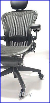 Herman Miller AERON Chair Fully Adjustable Size B Headrest & Soft Casters