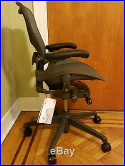 Herman Miller Aeron 2018 REMASTERED Chair. Size B. Fully adjustable