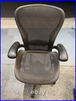 Herman Miller Aeron Black Mesh Ergonomic Office Chair Adjustable Armrests Wheels