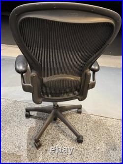 Herman Miller Aeron Black Mesh Ergonomic Office Chair Adjustable Armrests Wheels