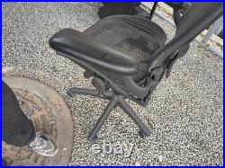 Herman Miller Aeron Black Mesh Office Chair Adjustable Armrests Wheels