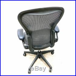 Herman Miller Aeron Black Size B Office Chair Missing Lumbar Pad/Tilt Knob AS/IS