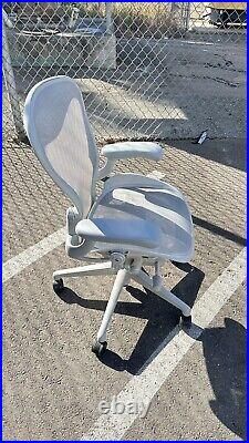 Herman Miller Aeron Chair Aeron Remastered Size B mineral Color Basic Option
