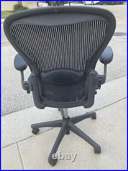 Herman Miller Aeron Chair B