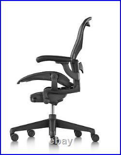 Herman Miller Aeron Chair, B, Graphite