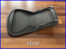 Herman Miller Aeron Chair Backrest Graphite Medium Size B Waves