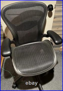 Herman Miller Aeron Chair Classic Size B Fully Loaded (Black Chair) Lumbar