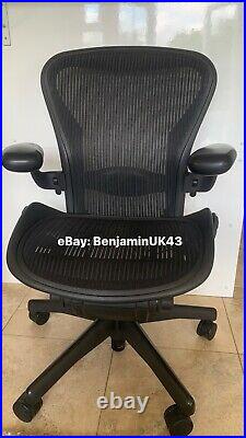 Herman Miller Aeron Chair Excellent Condition Size B Fully Adjustable