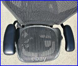 Herman Miller Aeron Chair Fully Adjustable Lumbar Support- Size B Very Good