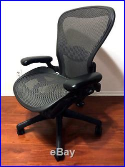Herman Miller Aeron Chair Fully Loaded Excellent Size B