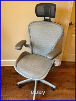 Herman Miller Aeron Chair Fully Loaded/Posturefit & Headrest (Size B)