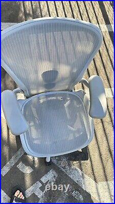 Herman Miller Aeron Chair Fully Loaded Remastered Size B posturefit mineral