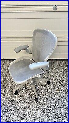 Herman Miller Aeron Chair Fully Loaded Remastered Size C posturefit mineral