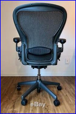 Herman Miller Aeron Chair Graphite Size C with Lumbar & Tilt Limiter