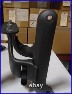 Herman Miller Aeron Chair Left-Hand Swing Arm/Yoke Replacement Graphite