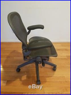Herman Miller Aeron Chair (Local Delivery Available)
