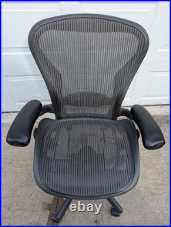 Herman Miller Aeron Chair Open Box Size B Fully Loaded (Black Chair)