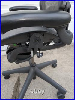 Herman Miller Aeron Chair Open Box Size B Fully Loaded (Black Chair)
