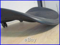 Herman Miller Aeron Chair Replacement SEAT PAN Graphite Size B Medium Parts #5