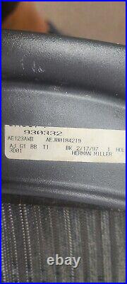 Herman Miller Aeron Chair Seat Frame Base & Grey Mesh fabric Size B