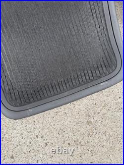 Herman Miller Aeron Chair Side Chair Size B Back And Bottom Pieces As Is SEE PIC Herman Miller Aeron Chair Side Chair Size B Back And Bottom Pieces As Is SEE PIC