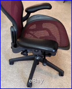 Herman Miller Aeron Chair Size A