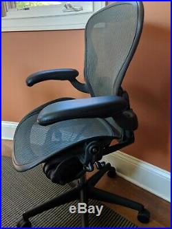 Herman Miller Aeron Chair Size A Fully Adjustable Lightly Used in Home Office