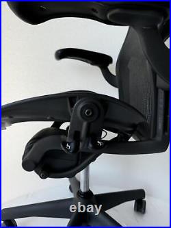 Herman Miller Aeron Chair Size B