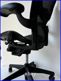 Herman Miller Aeron Chair Size B