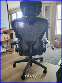 Herman Miller Aeron Chair Size B Adjustable Headrest Arms Tilt Limiter Lumbar
