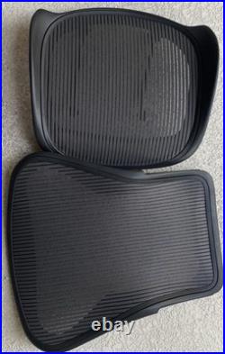 Herman Miller Aeron Chair Size B Back And seat. Color black