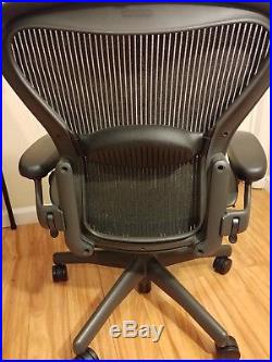 Herman Miller Aeron Chair Size B Black Color