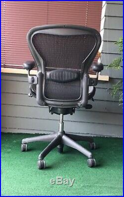 Herman Miller Aeron Chair Size B Eames Era