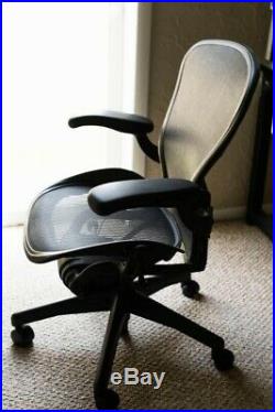 Herman Miller Aeron Chair (Size B) Excellent Condition