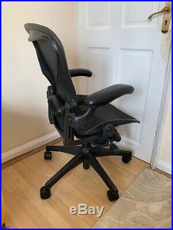 Herman Miller Aeron Chair Size B Excellent Condition Computer Chair