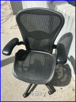 Herman Miller Aeron Chair Size B Fully Adjustable & Lumbar Support -Black