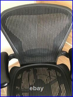 Herman Miller Aeron Chair Size B Fully Loaded Excellent Condition